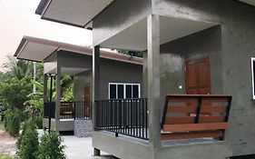 บ้านอยู่ดีโฮมสเตย์ นครนายก
